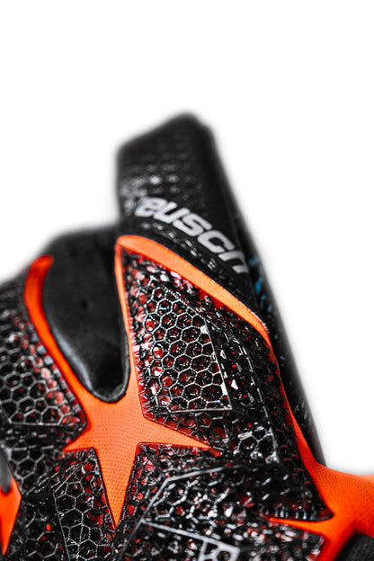 REUSCH Attrakt Fusion Carbon 3D Goalkeeper Gloves - 5570998 7784