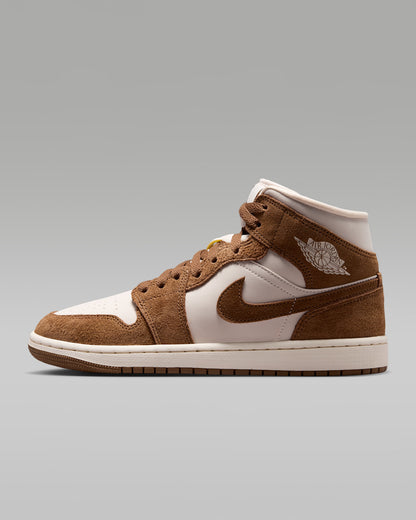 Nike Woman's Air Jordan 1 Mid BQ6472 203